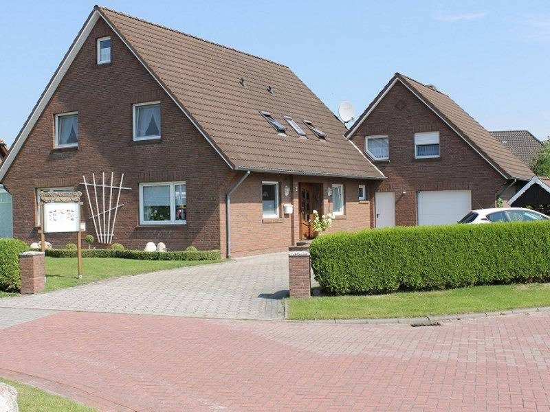 Coordes, Mario "Ferienhaus Mona" - Ferienwohnung - 35100