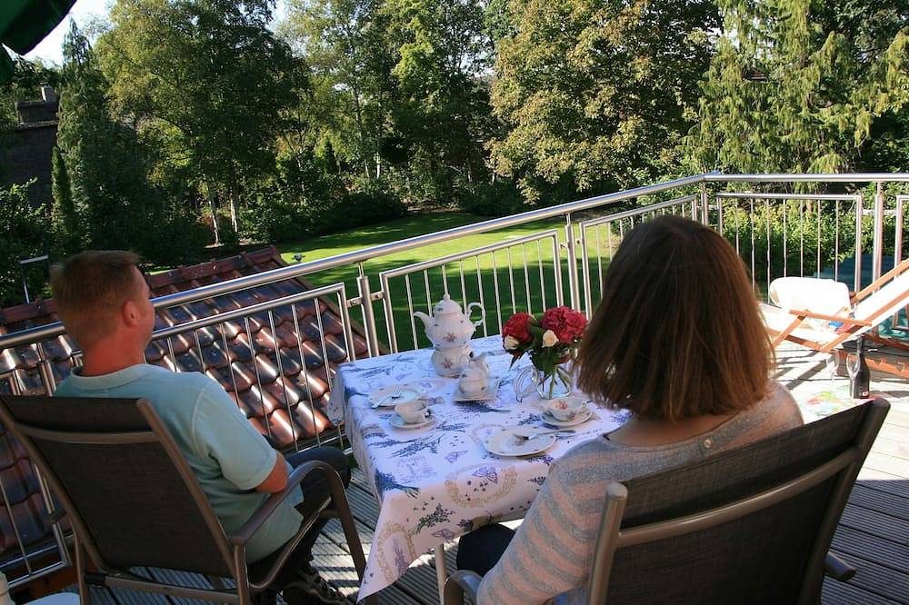 Helle freundliche Ferienwohnung mit geräumigen Balkon zu vermieten — Bild 5