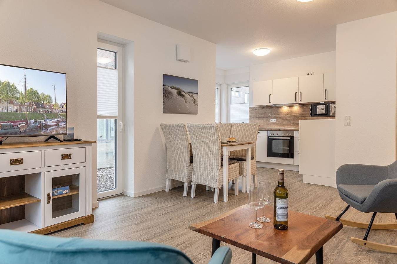 Ferienwohnung im Erdgeschoss mit Terrasse (Neubau von 2022) in Top-Lage — Bild 3