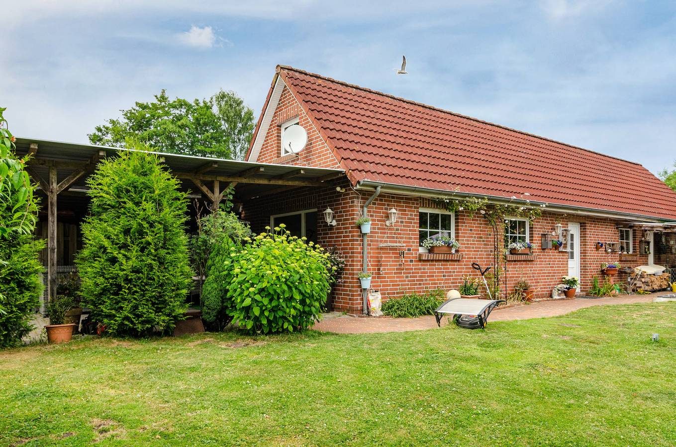 Ferienwohnung "Möwchen" mit Privatterrasse, Gemeinschaftsgarten und Wlan