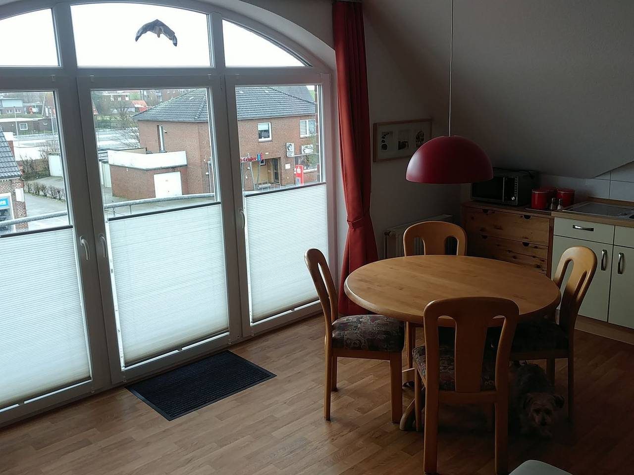 Schöne Ferienwohnung (60qm) für 4 Personen und Hund mit Balkon in Deichnähe — Bild 5