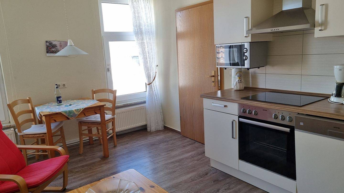 Modernes Zwei-Zimmer Appartement mit Laminatboden — Bild 5