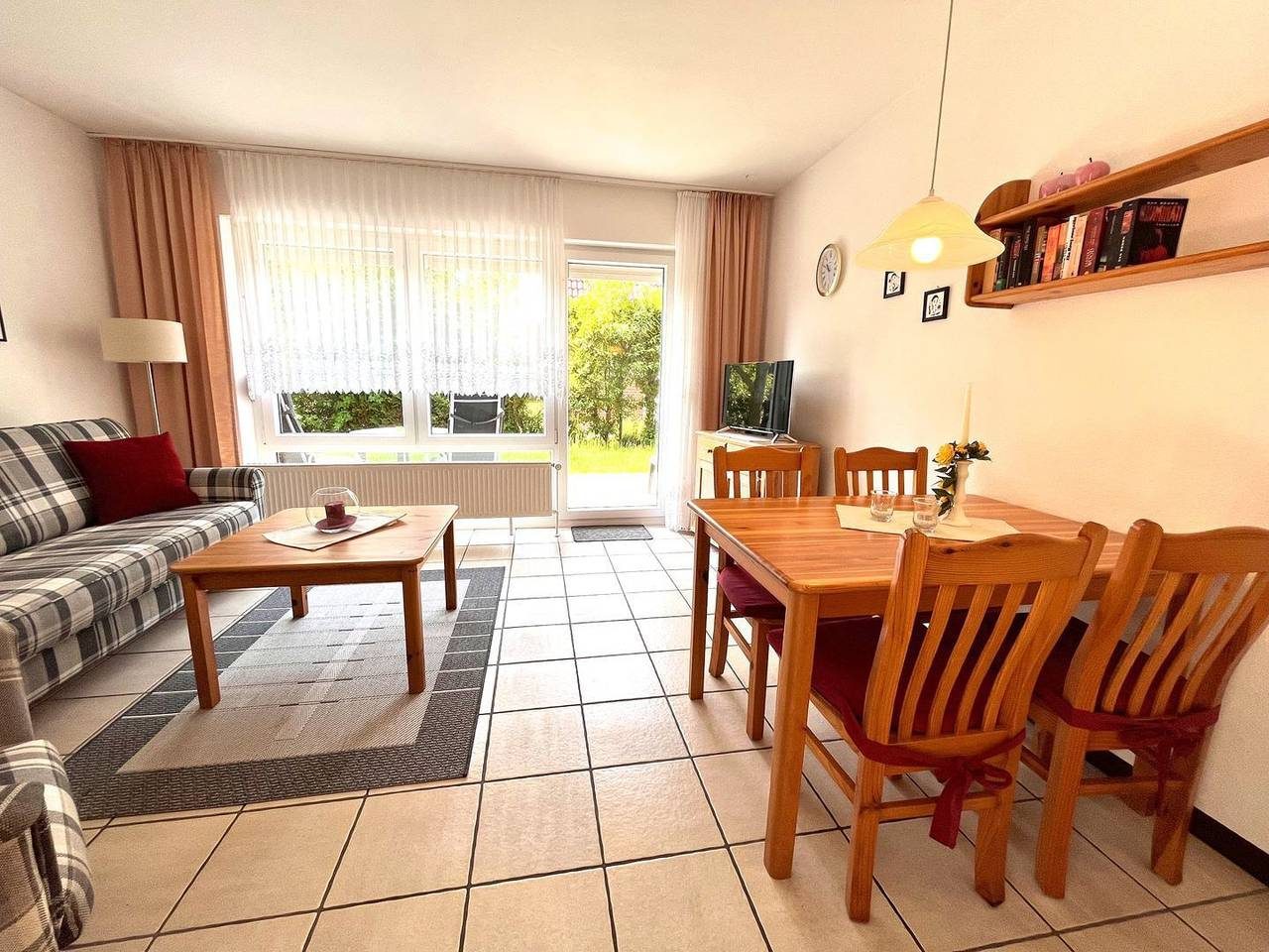 Gemütliche und strandnahe Ferienwohnung für 3 Personen im Möwenweg in Norddeich — Bild 5