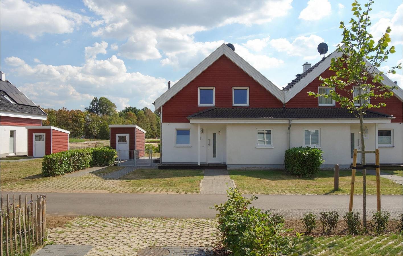 Appartement am Strand mit Parkplatz und Terrasse — Bild 2