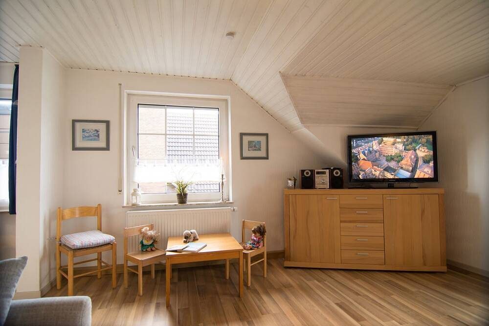 Wohnung 4 Haus Daniel, Wifi frei, 400m zum Deich, Balkon — Bild 4