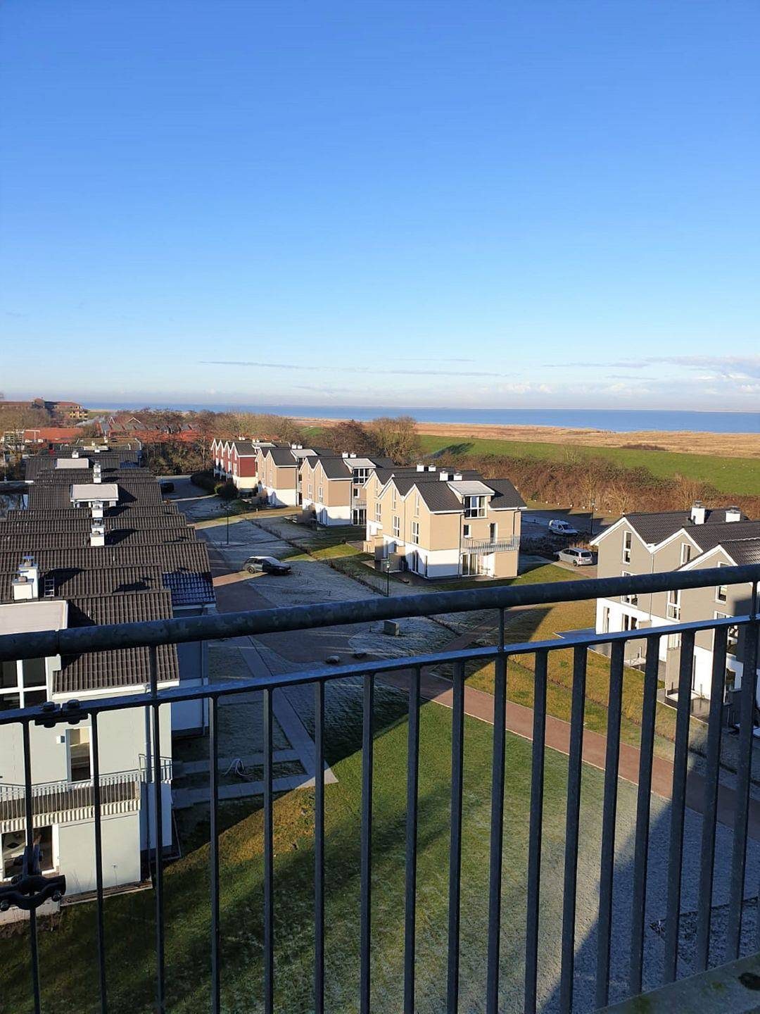 Moderne Ferienwohnung, Meerblick, großer Balkon, Wäsche inklusive