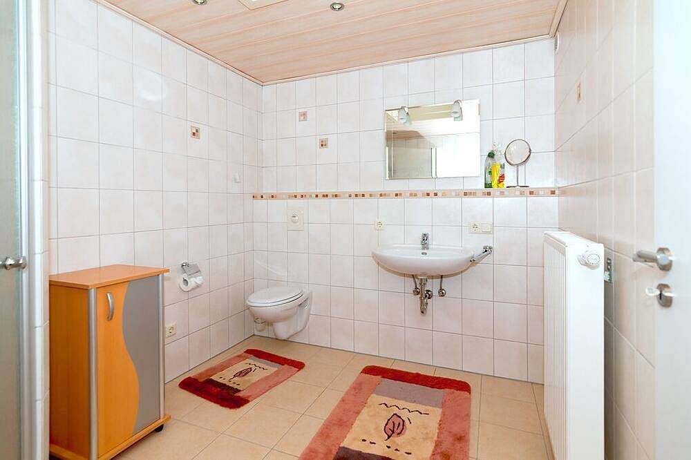 große, moderne Ferienwohnung inmitten einer einzigartigen Naturlandschaft — Bild 5