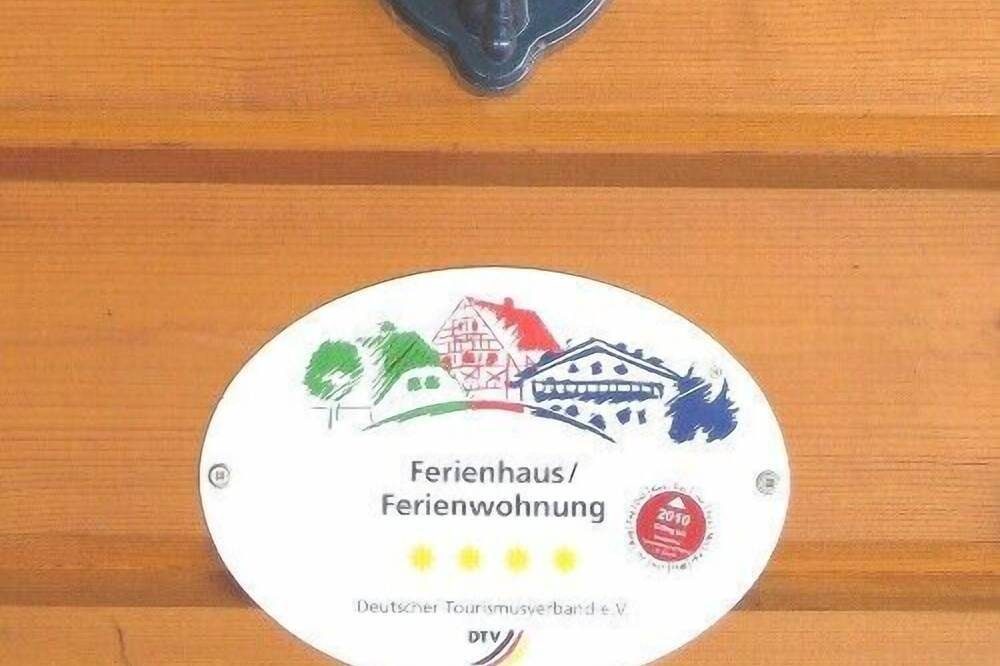 Ferien mit eigener Sauna und zwei Bädern für maximal vier Erwachsene — Bild 4