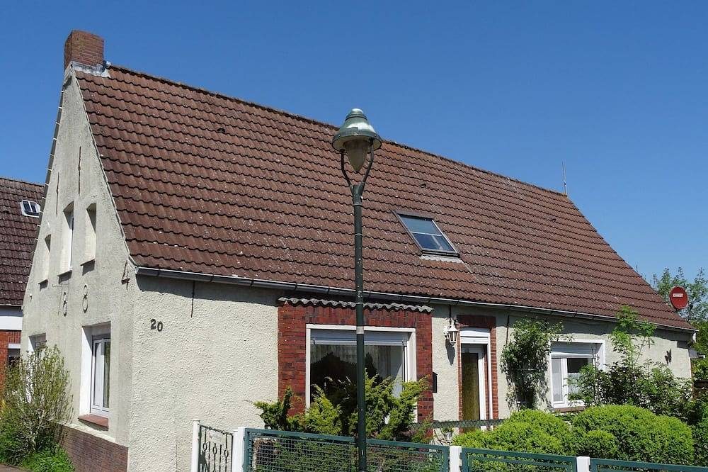 Ferienwohnung Warfthuus in dem wunderschönen Warftendorf Rysum