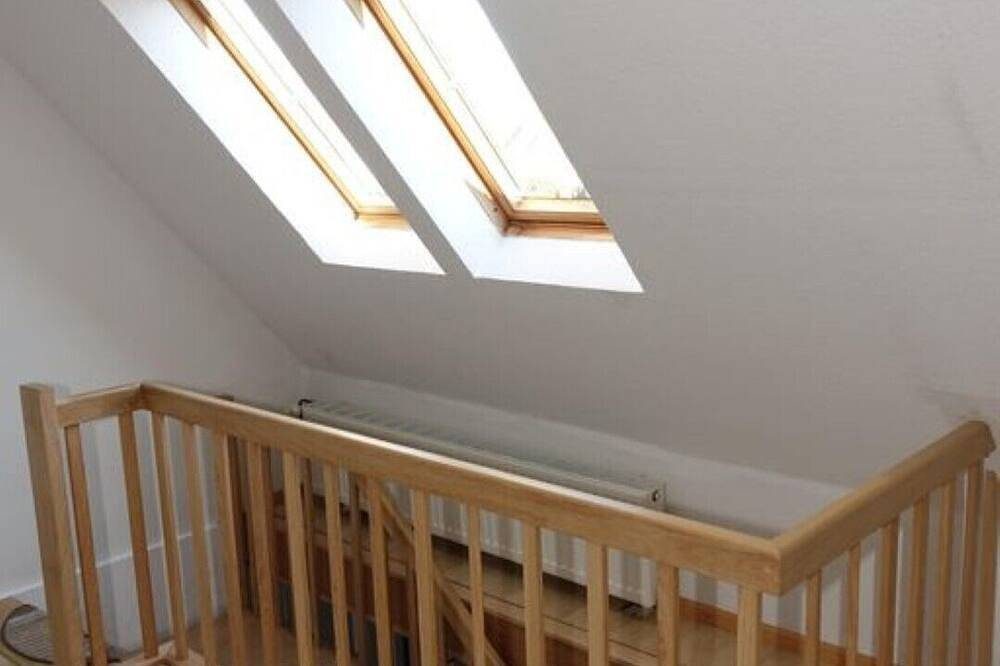 Schöne offene Ferienwohnung, Tierarztpraxis,  am Berumer Wald,12 Min. zum Meer — Bild 3