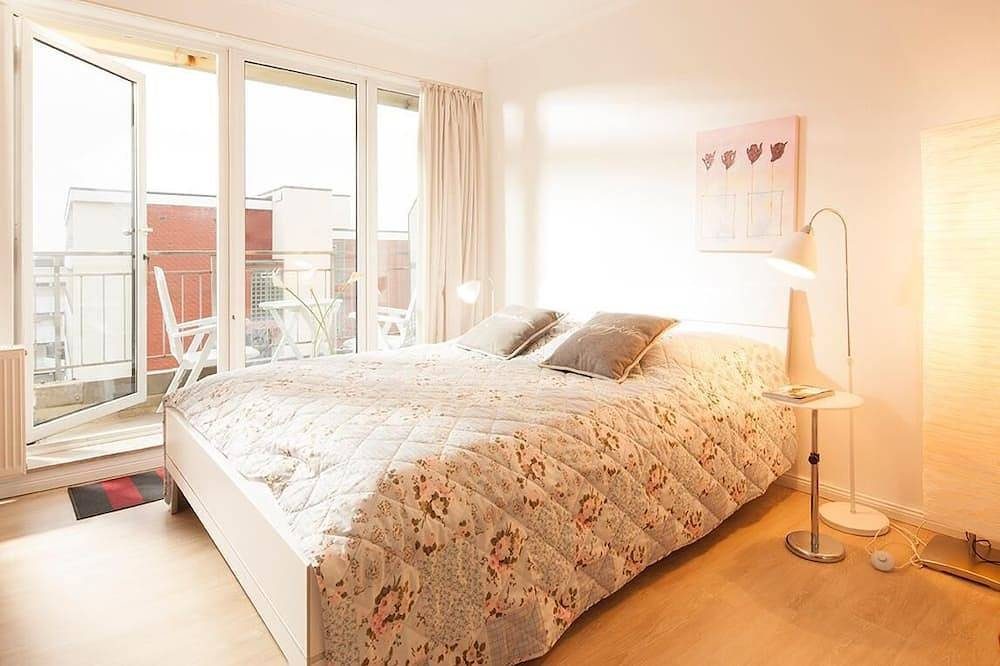 Die Ferienwohnung \"Kaiserhof 56\" ist ein 1-Raum-Apartment, das sich im fünften S