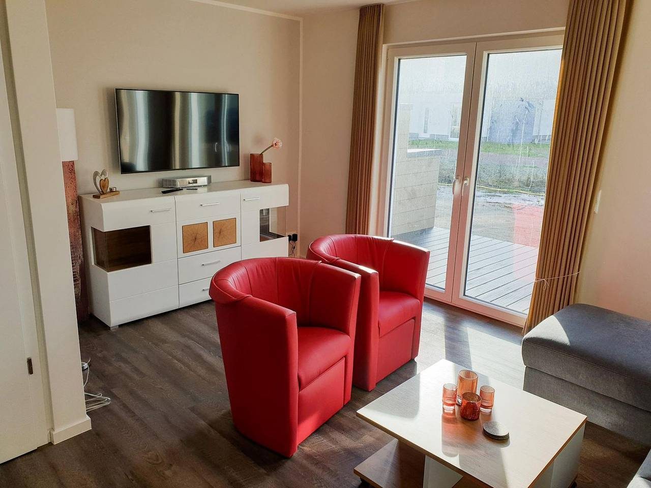 Modernes Ferienhaus, Sauna, Süd-Terrasse, Loggia mit Meerblick, Haustiere — Bild 3