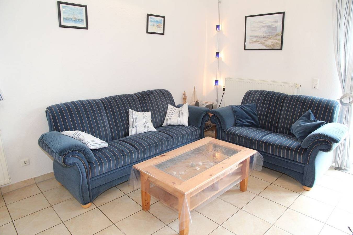 Ferienhaus (85qm) für 5 Personen und Hund mit Kamin und großem Garten — Bild 3
