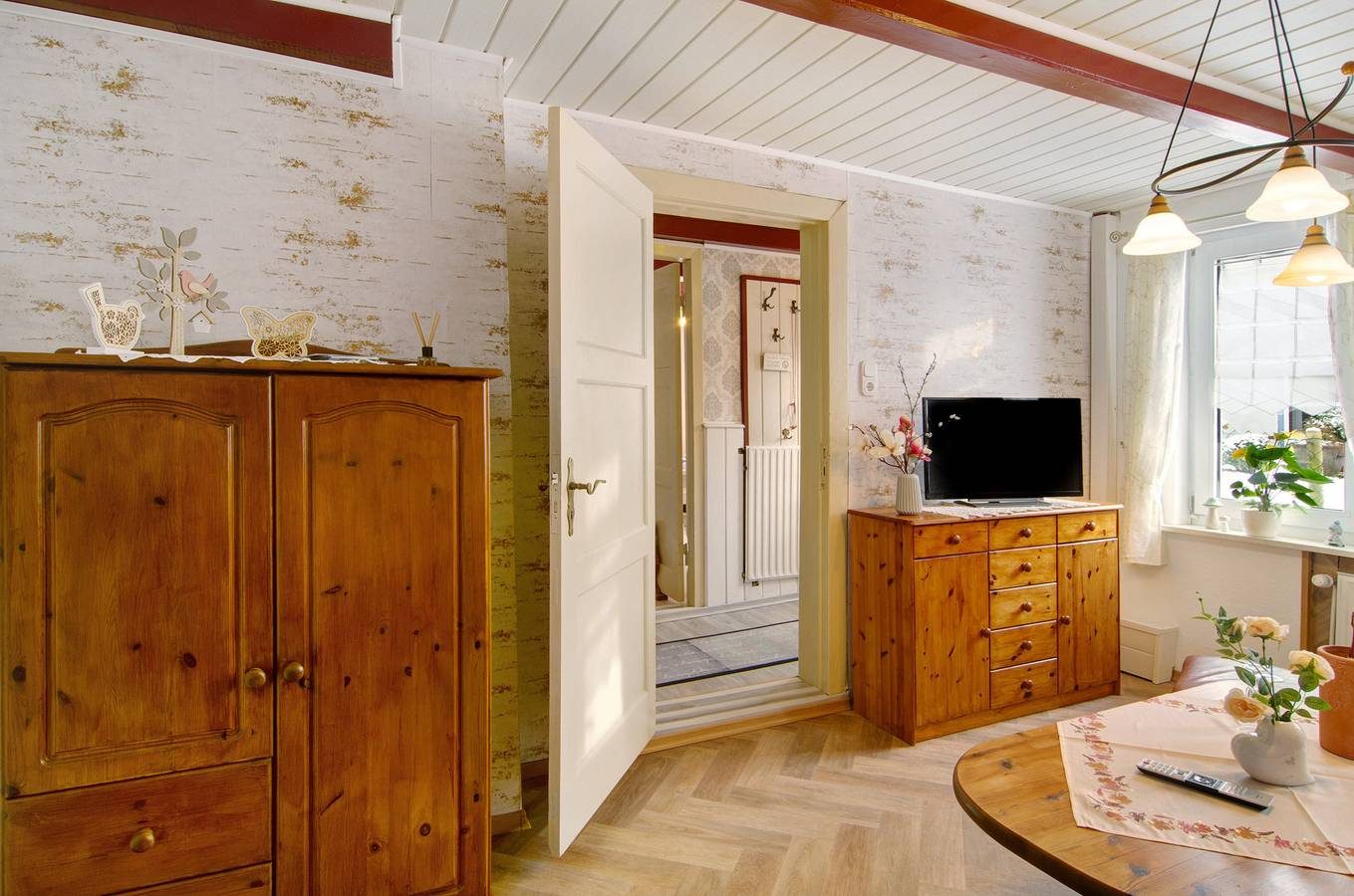 Ferienhaus 'Haus Katinka' mit privater Terrasse, privatem Garten und Wlan — Bild 2