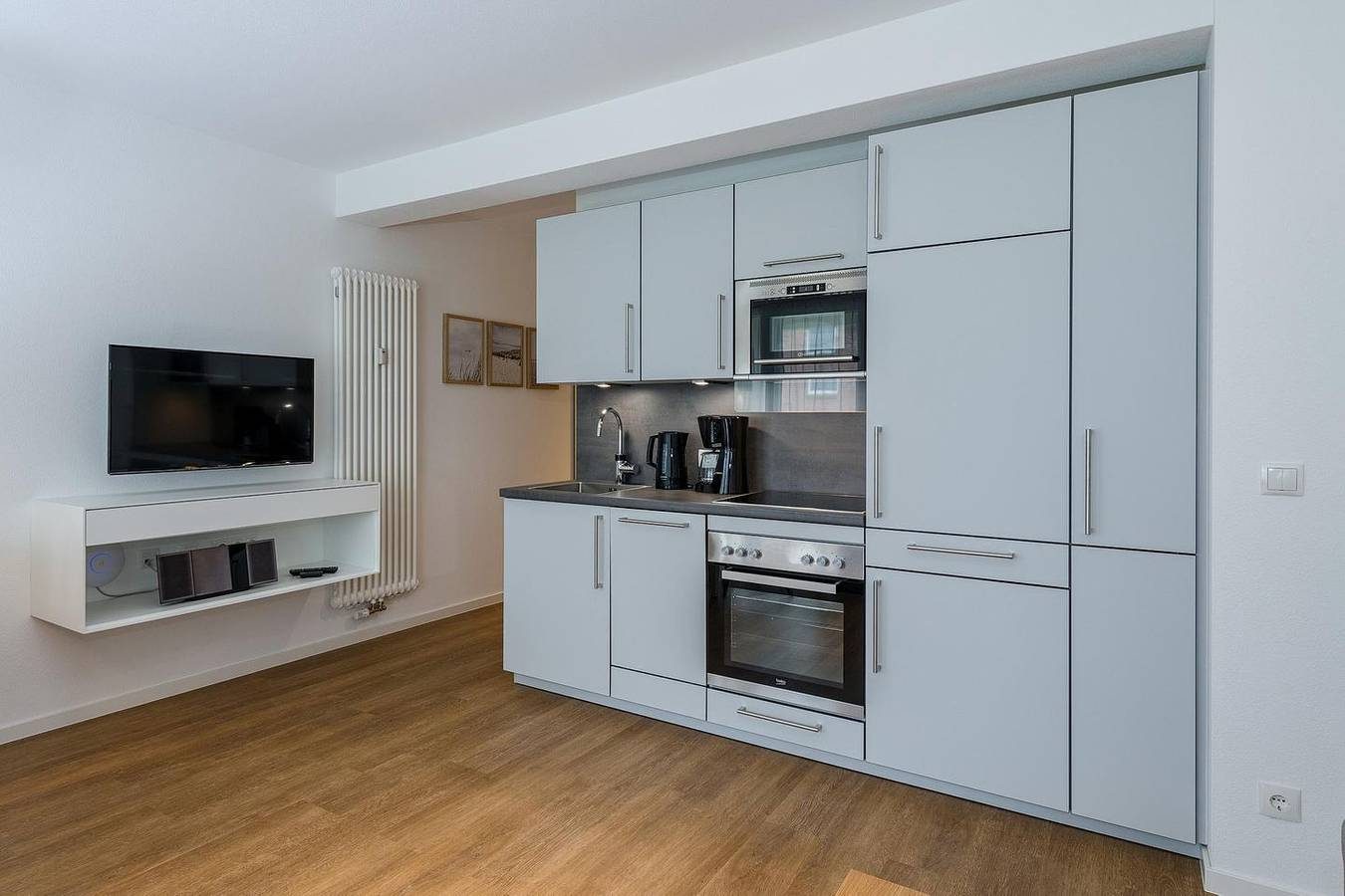 Apartment, strandnah, mit großem Balkon, Parkplatz, Schwimmbad- & Saunanutzung — Bild 5