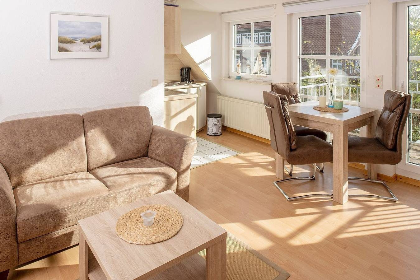 Gemütliche Obergeschoßwohnung mit Blick ins Grüne im idyllisch gelegenen Wohngebiet „An den Hecken” — Bild 2