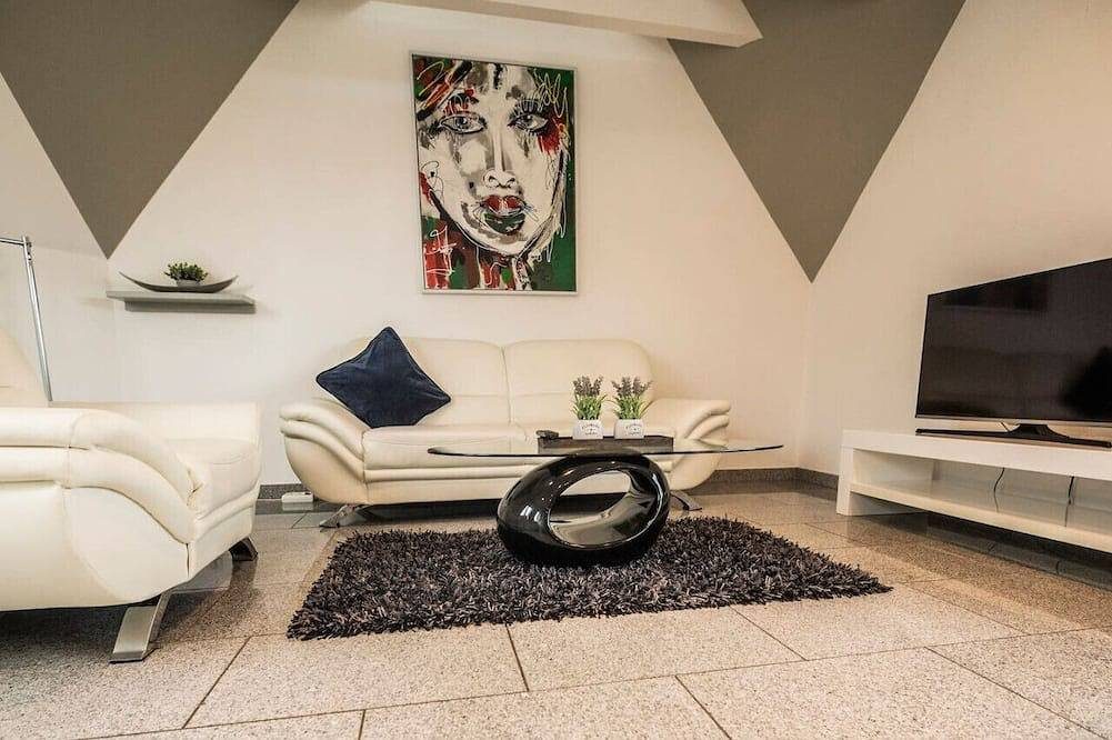 City Galerie - Wohnung mit Blick auf Wasser