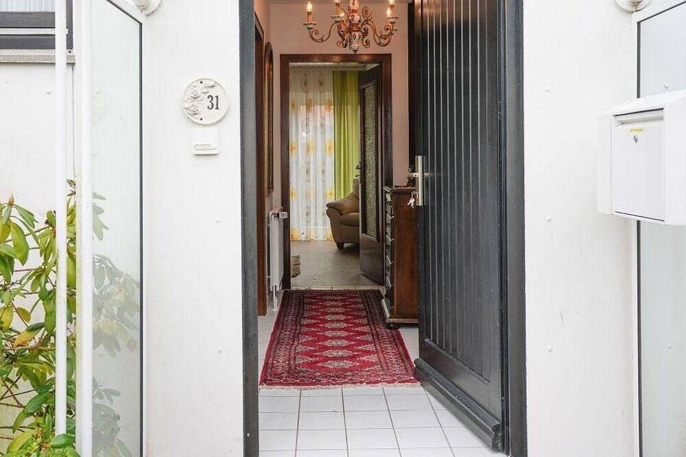 Modernes Ferienhaus mit sonniger Terrasse! — Bild 2