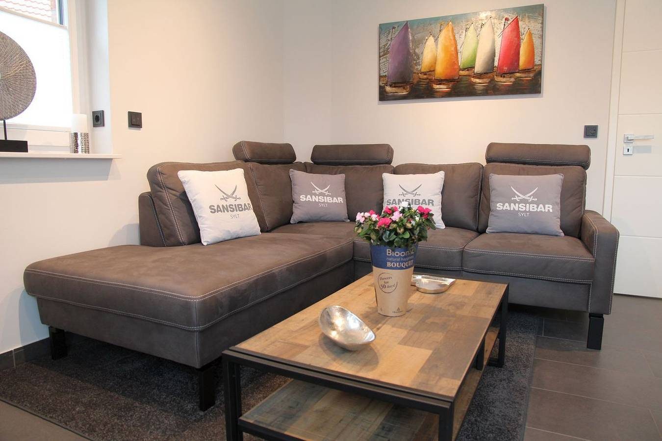 Nagelneues 85qm Ferienhaus mit Hundeerlaubnis direkt am Wasser bei Greetsiel! — Bild 5