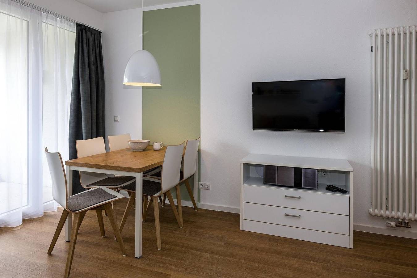 Strandnahes Apartment mit Balkon inkl. Parkplatz, Schwimmbad- & Saunanutzung — Bild 3