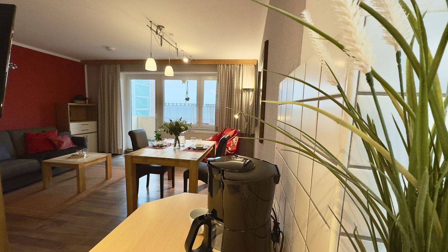 "Ferienwohnung Steuerbord: Ihr Rückzugsort für 4 im idyllischen Horumersiel!"