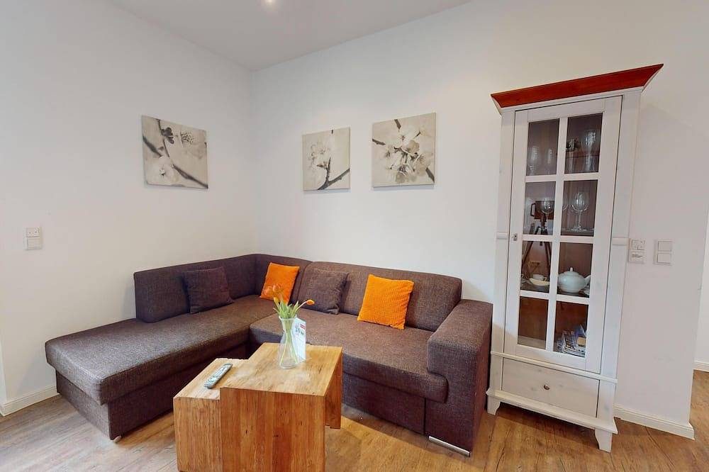 Die Ferienwohnung \"Meeresloft 2\" befindet sich im ersten Stock des Hauses.