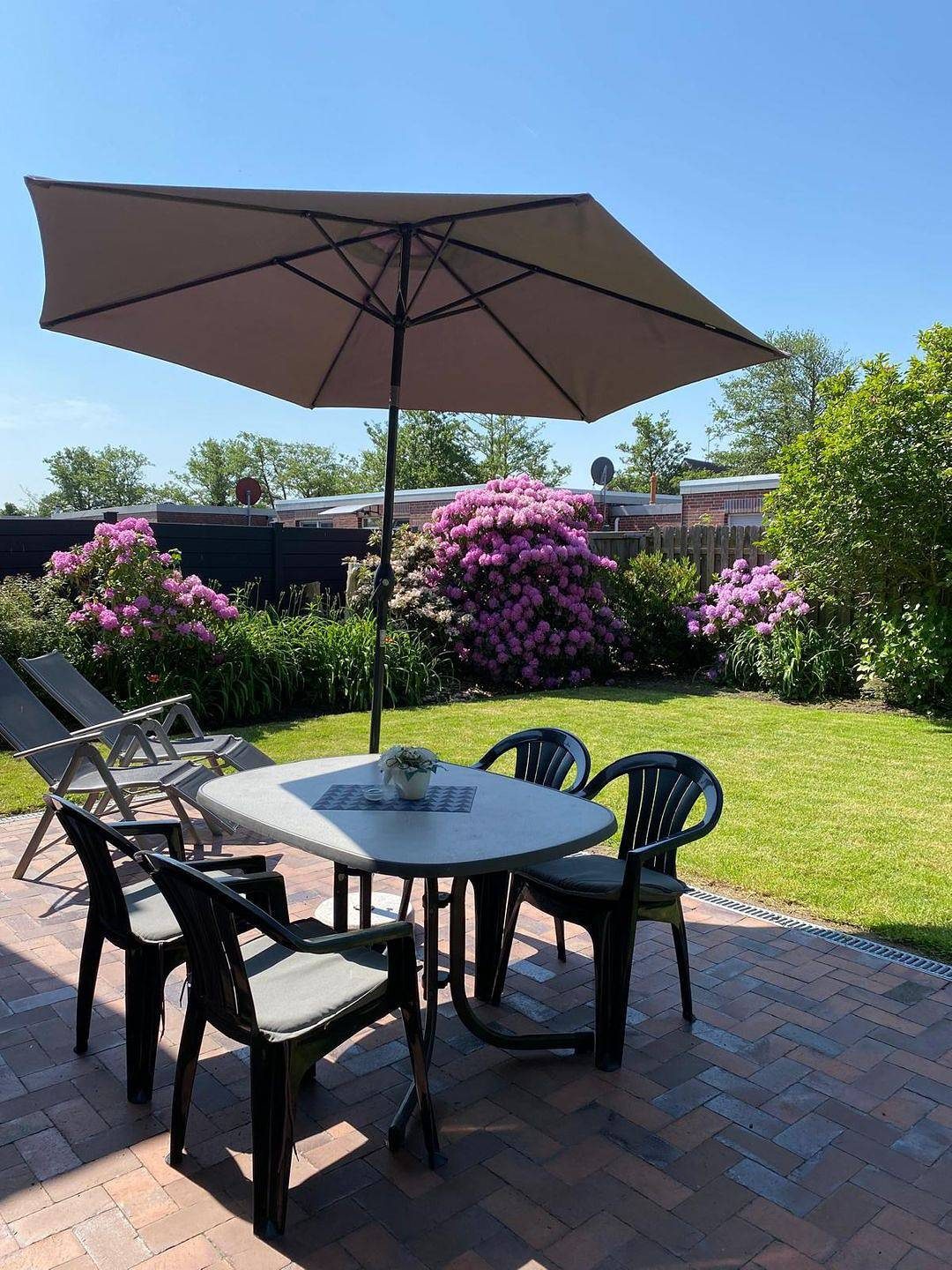 Ferienbungalow zentral in Norddeich mit 3 Schlafzimmern und eingezäuntem Garten — Bild 4