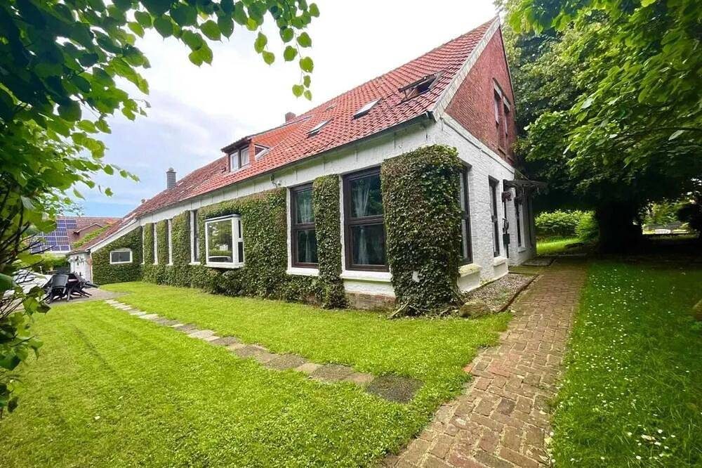 Homerez - Helle Wohnung in Emden mit Terrasse 60 m²
