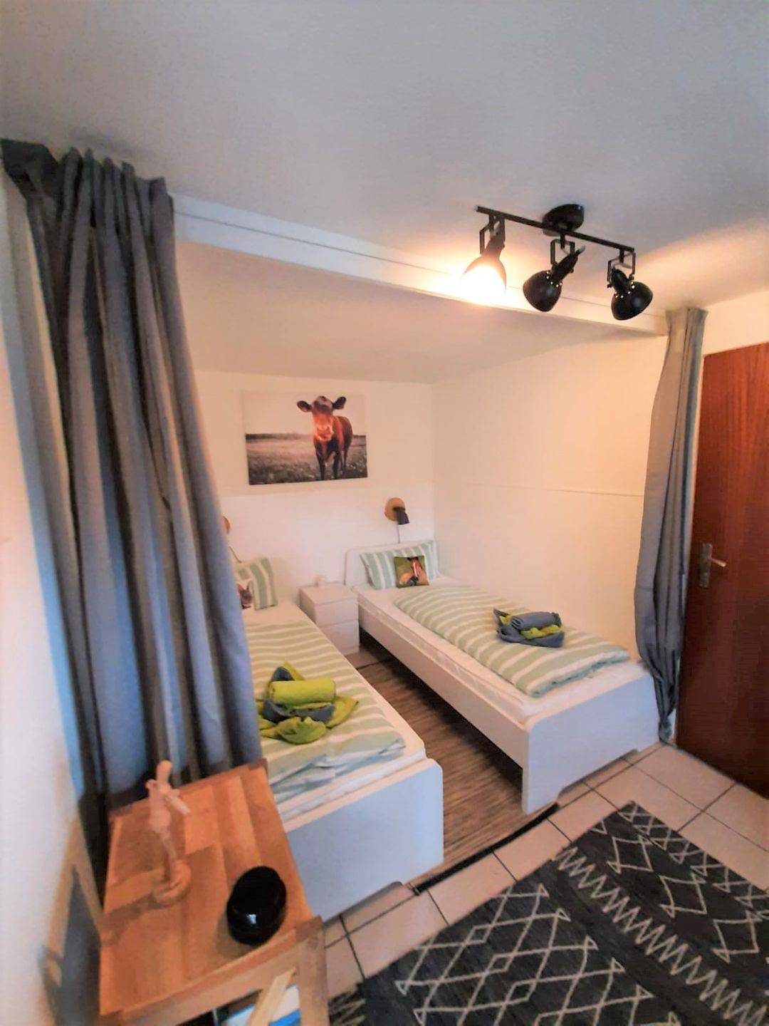 Strandnahe Ferienwohnung in Norddeich für bis zu 4 Personen. — Bild 2