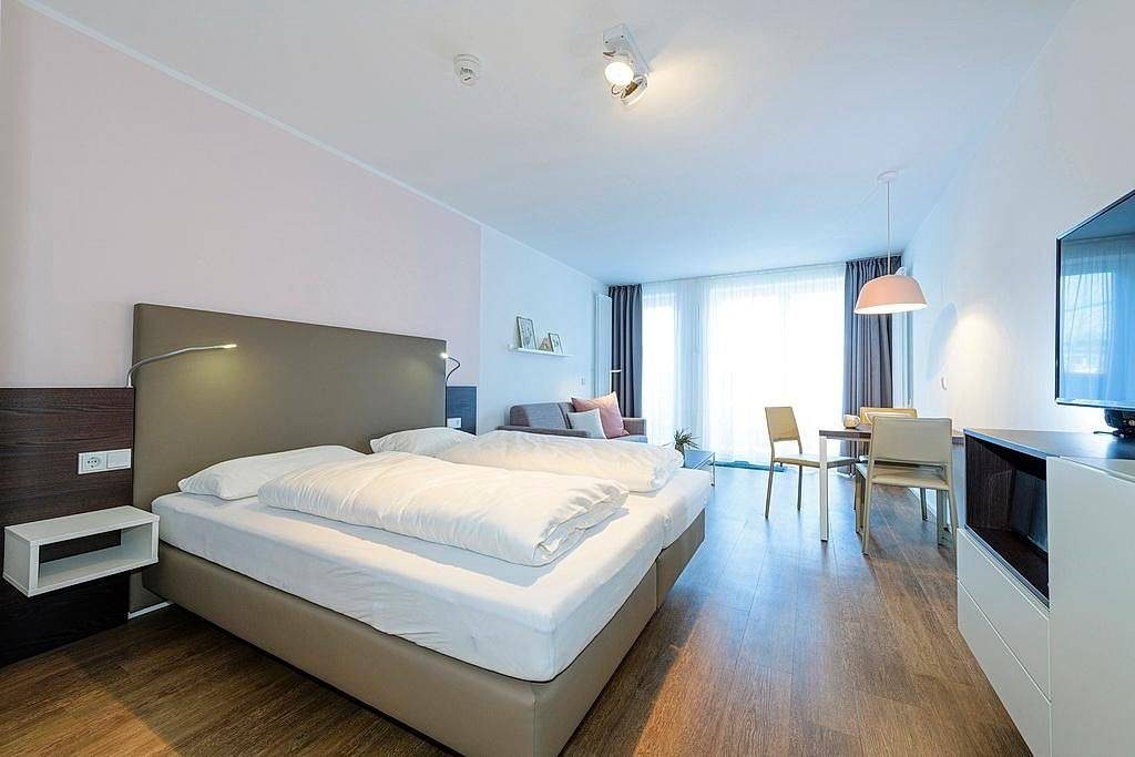 Zentrales Ferienapartment in Strandnähe mit Terrasse und Saunabereich im Haus! — Bild 4