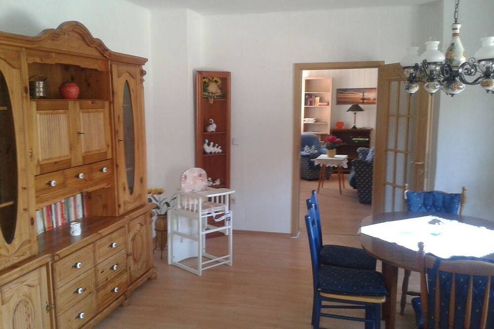 große Ferienwohnung im Eg, ca. 1 km zum Strand - Januar 2019 komplett renoviert — Bild 5