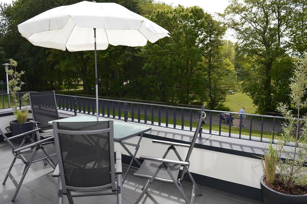 Die Ferienwohnung \"Salzbrause Backbord\" befindet sich im Neubau des Appartementh — Bild 2