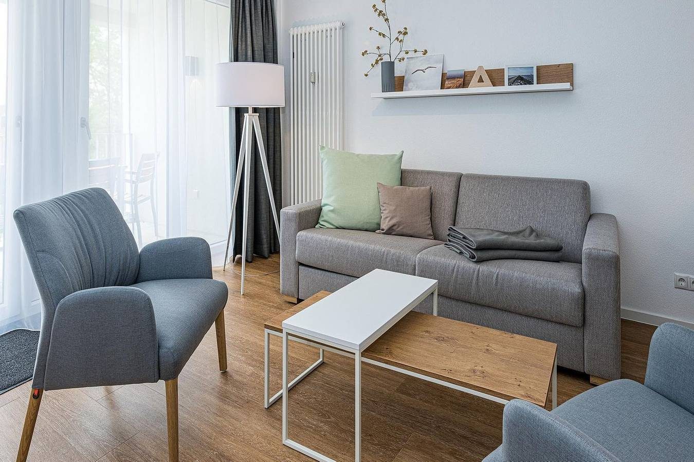Strandnahes Familienapartment mit Balkon, Parkplatz, Schwimmbad- & Saunanutzung
