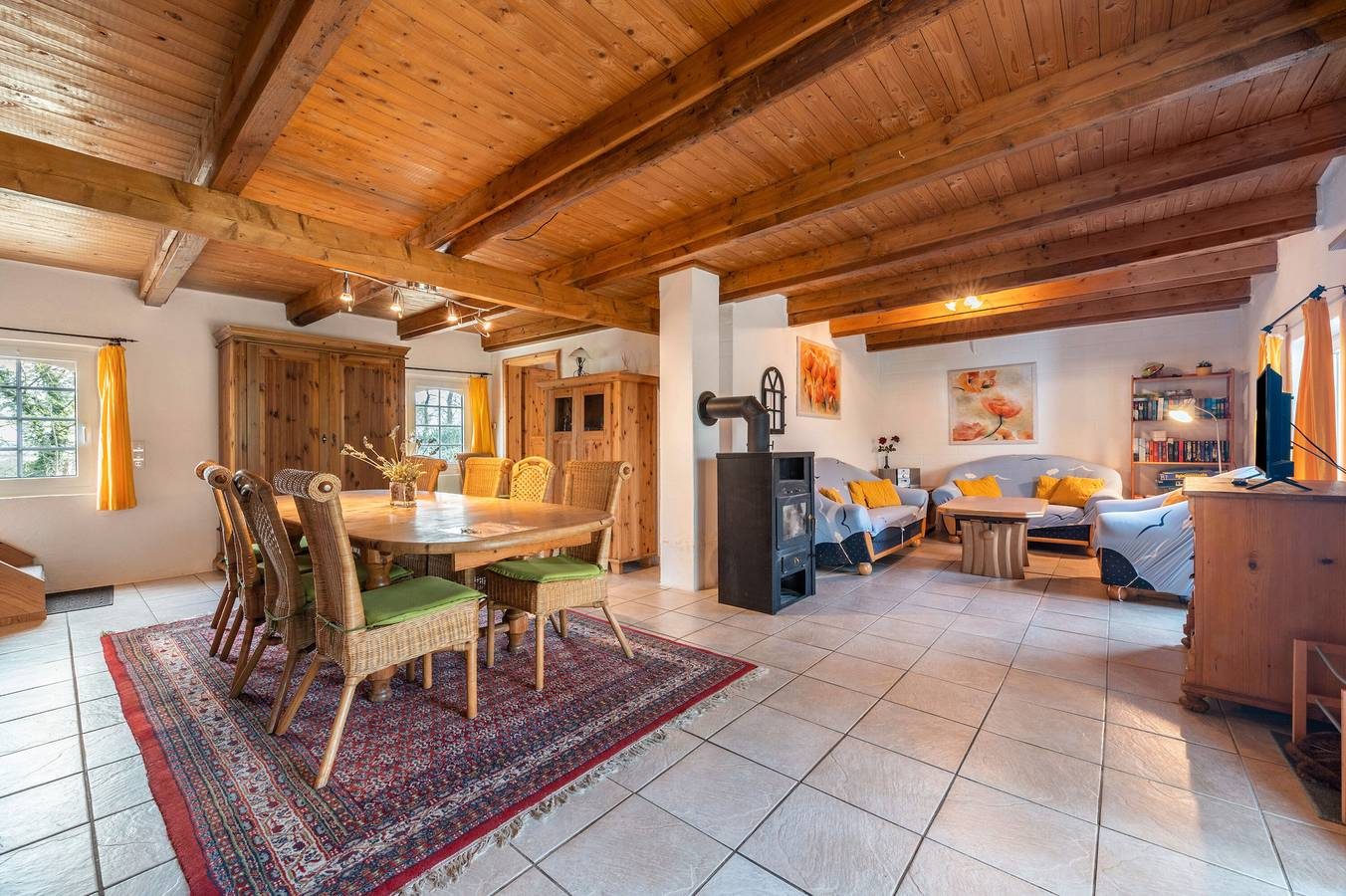 Ferienhaus 'Mittelhuus' mit privater Terrasse, privatem Garten und Wi-Fi — Bild 2