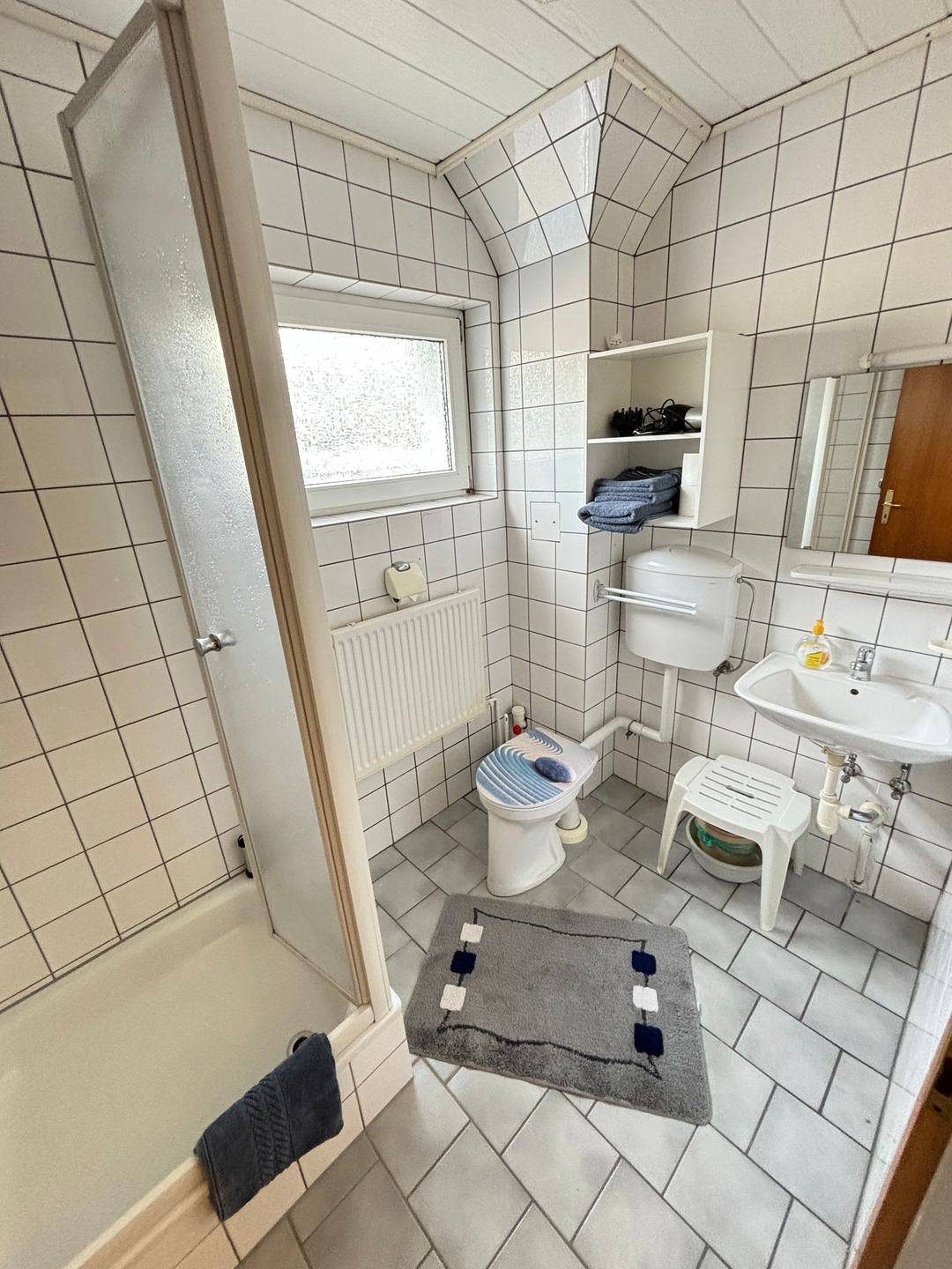 Gemütliche 1-Raum-Wohnung, 1 Pers., Emden am Deich, Parkplatz, Grillplatz, Wlan — Bild 5