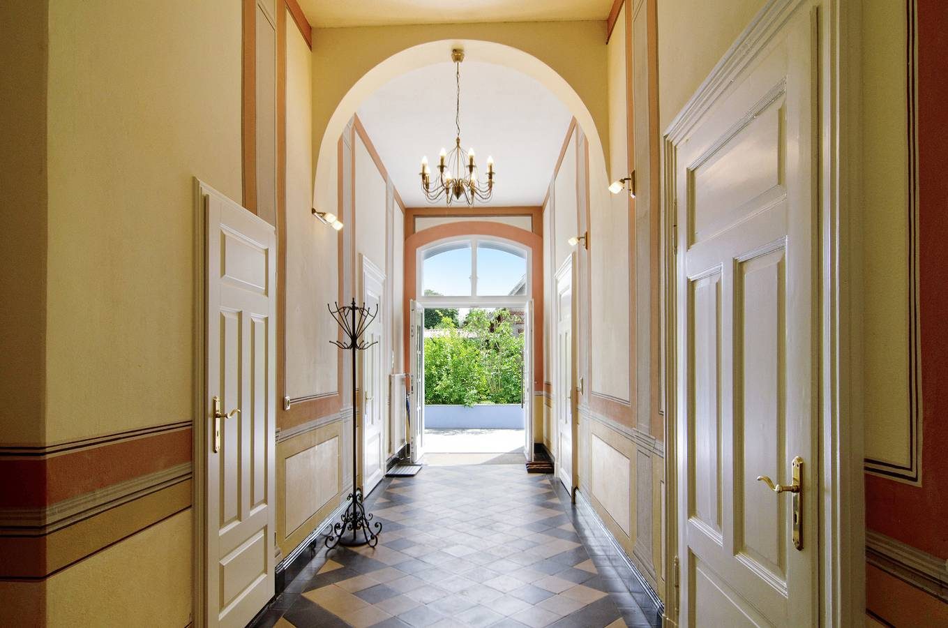 Ferienwohnung "Villa Fokken Kapitänsquartier" mit Gemeinschaftsgarten und Wlan
