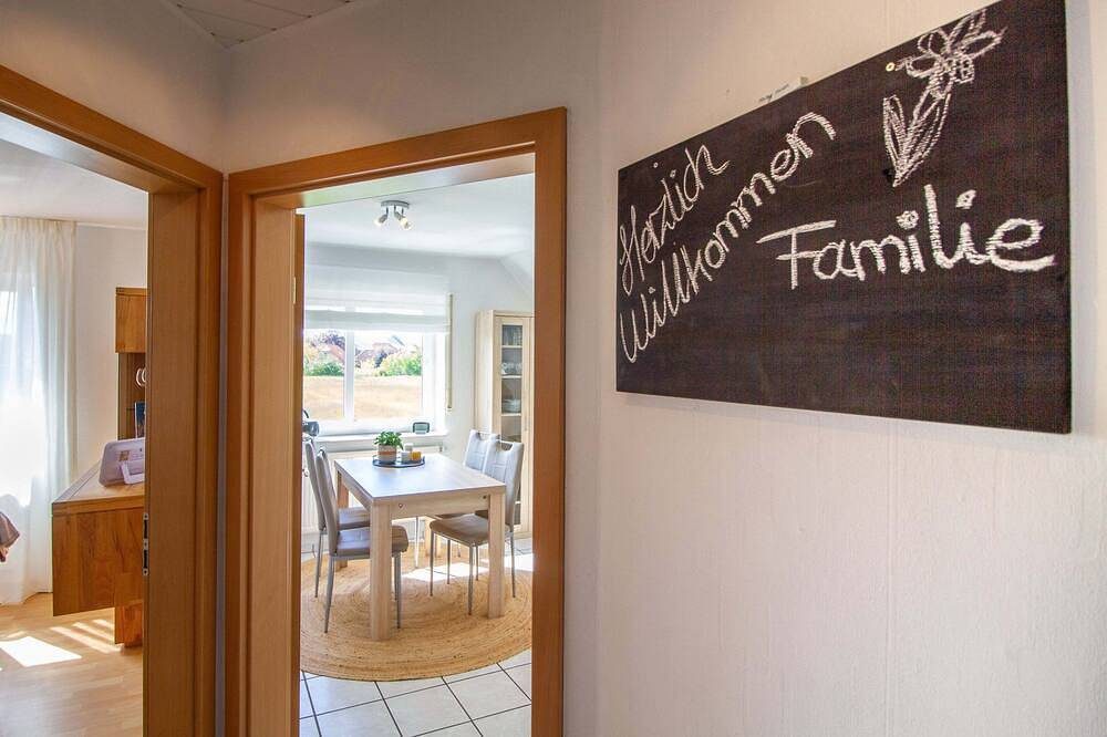 Schöne und moderne Maisonettewohnung im ruhigen Ort Eilsum — Bild 2