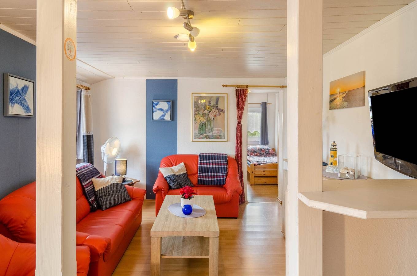 Ferienwohnung 'Djuren' mit Privatterrasse, Gemeinschaftsgarten und Wi-Fi — Bild 5