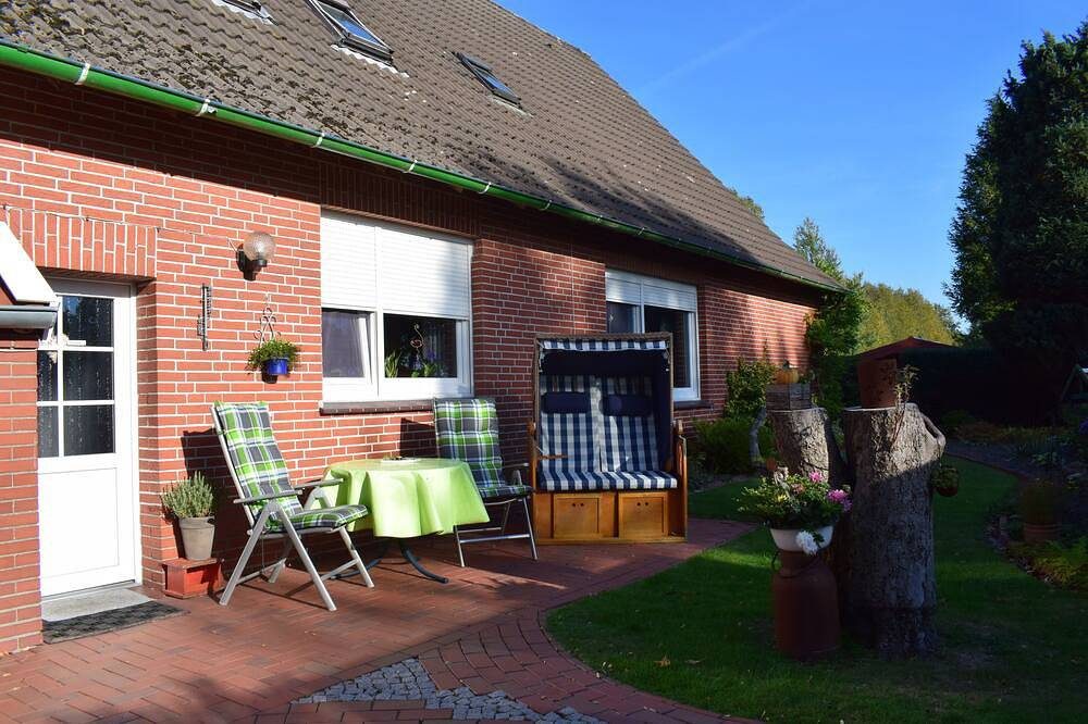 Schöne komfortable Ferienwohnung in Ostfriesland \/ Uplengen für zwei Personen