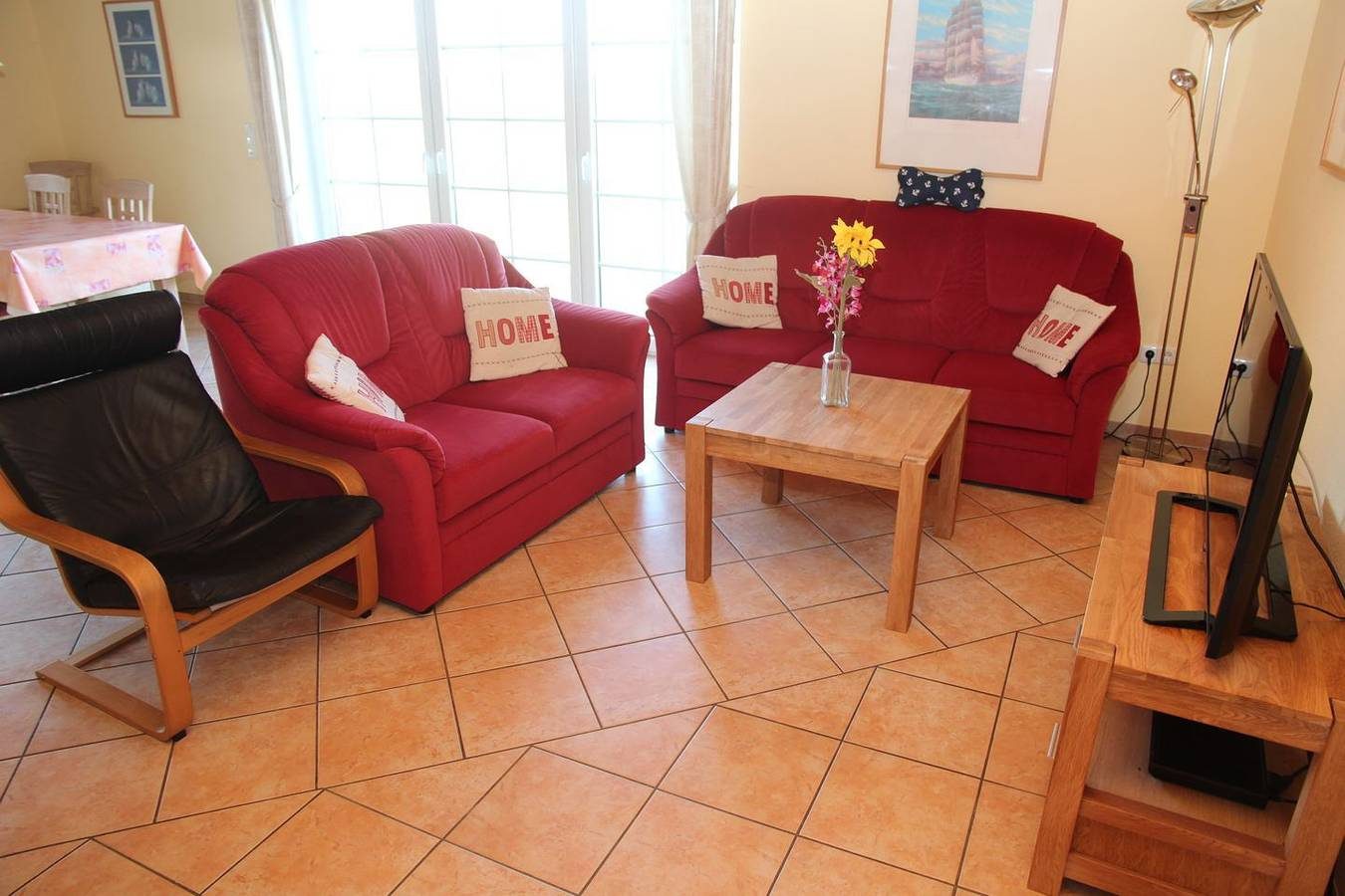 Ferienhaus (100qm) für 6 Personen + Hund mit Garten und Kamin am Wasser — Bild 2