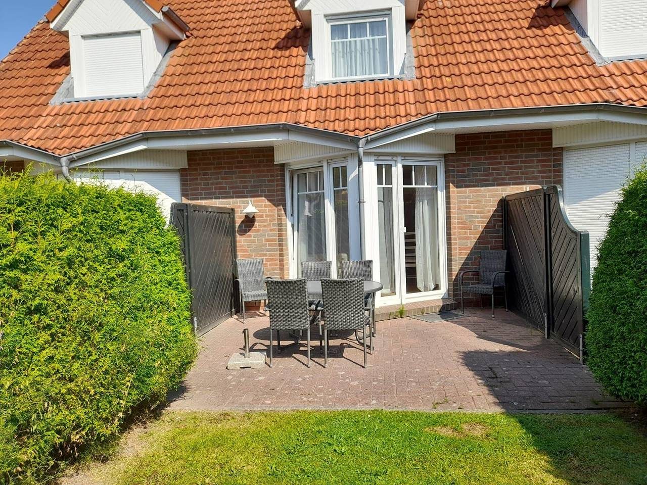 Ferienhaus in Dornumergrode mit eigener Terrasse