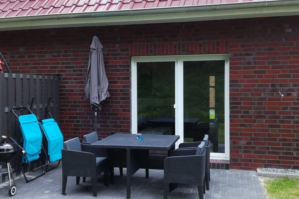 Ferienwohnung bzw. Ferienhaus mit Privatstrand am Badesee in Aurich-Tannenhausen — Bild 4