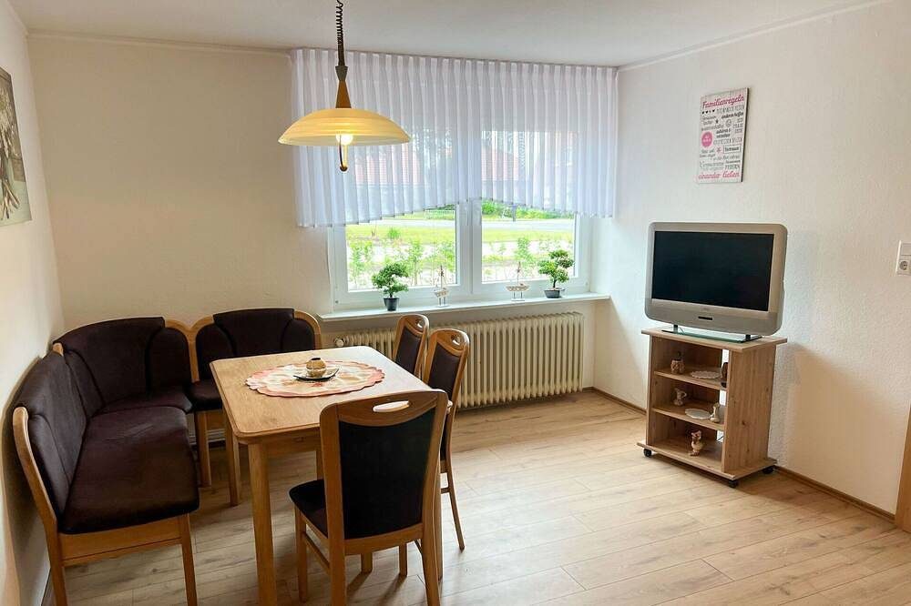 Wunderbares alleinstehendes Ferienhaus für 5 Leute mit  W-Lan, Tv, Haustiere erlaubt und Parkplatz — Bild 5