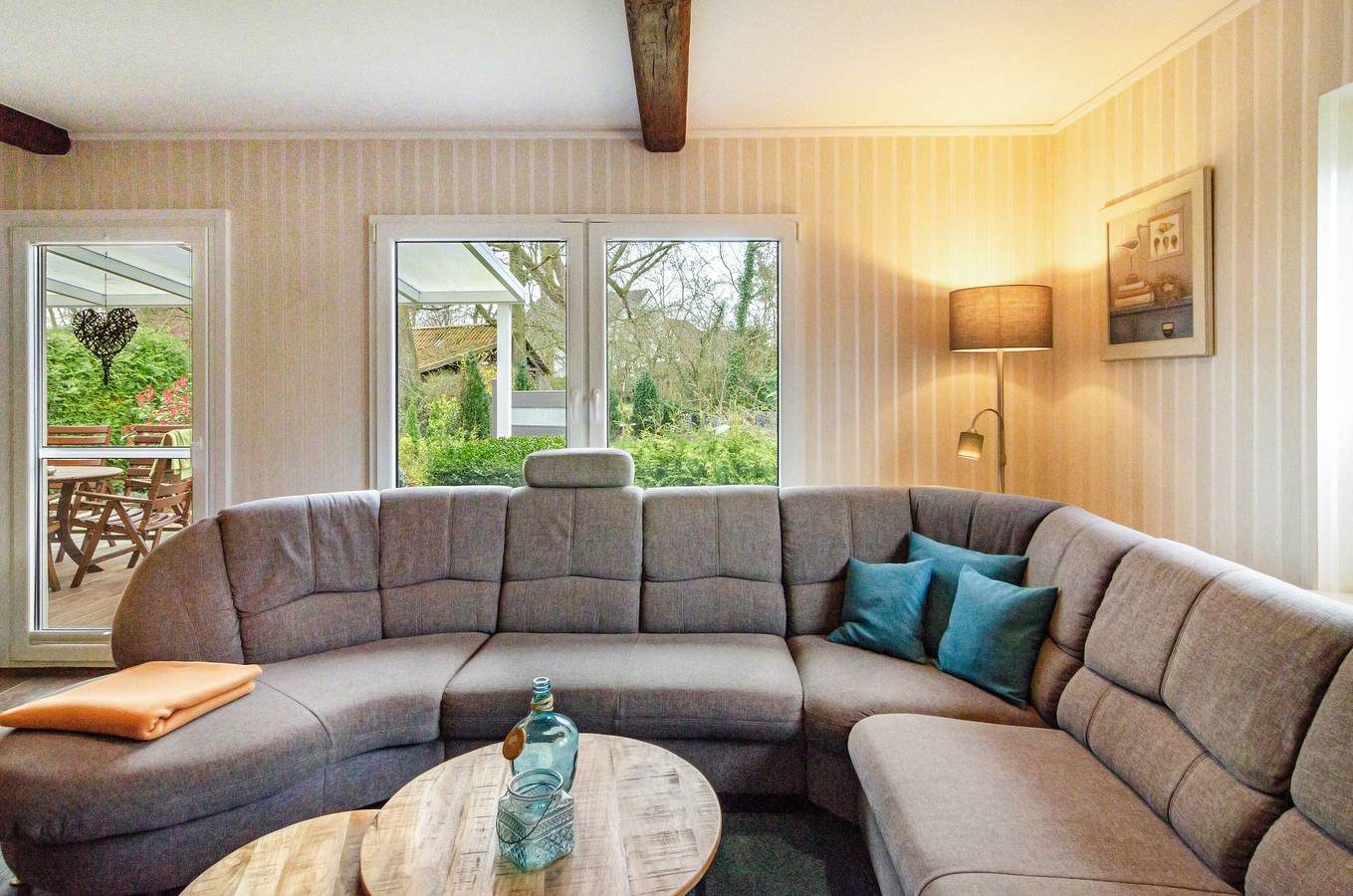 Ferienhaus "Nordsee 9 Personen" mit privater Terrasse, privatem Garten und Wlan — Bild 4