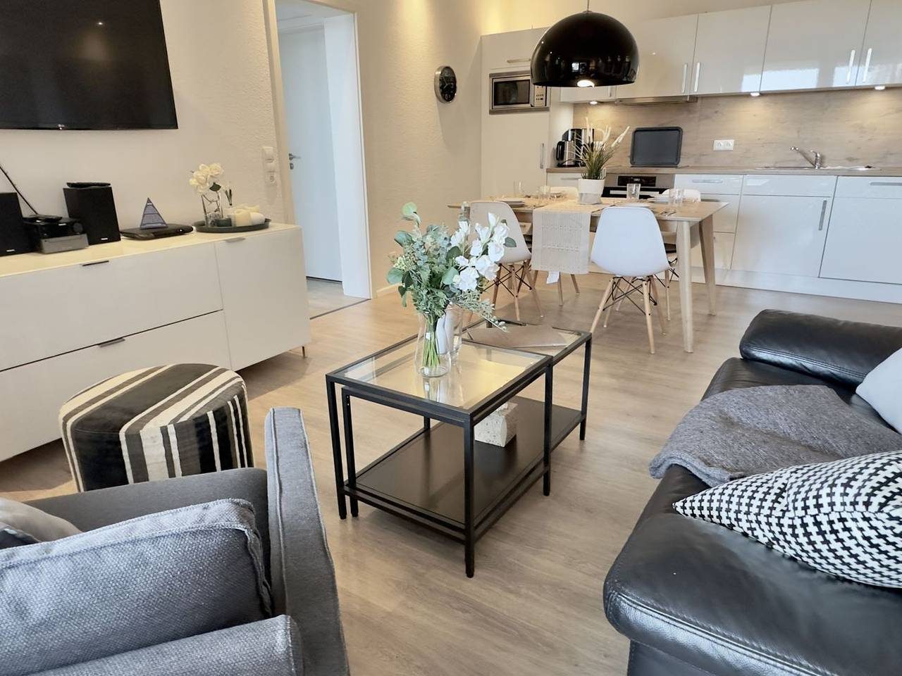 3Zkb, 66qm, Bad, Balkon, Meerblick — Bild 4