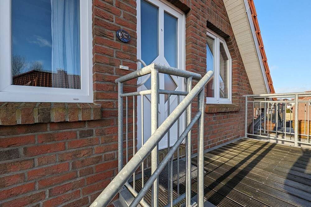 Küstenzauber: 70m² Ferienwohnung für bis zu 4 Personen mit Balkon — Bild 3
