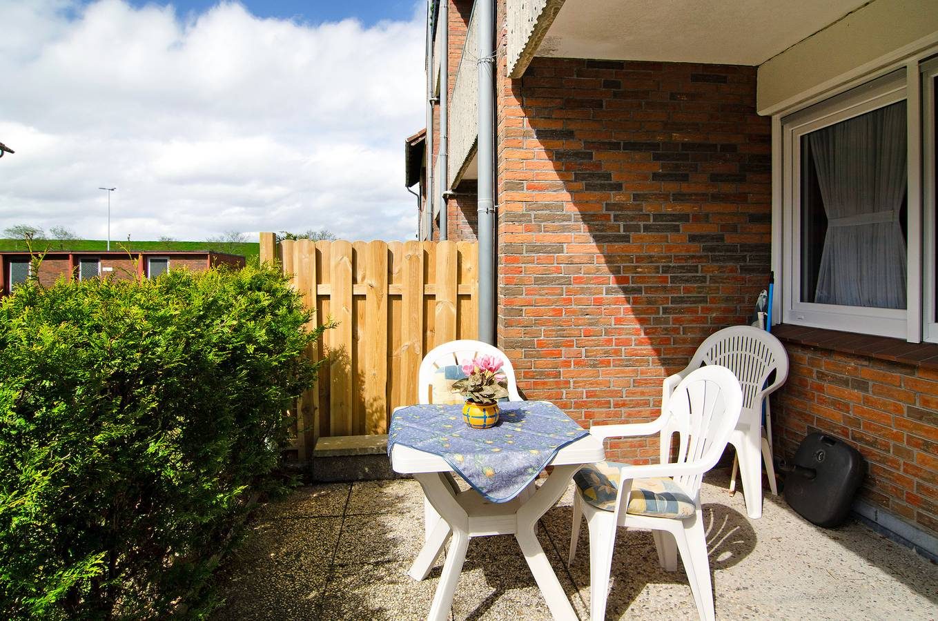 Ferienwohnung 49 Haus Seestern" mit privater Terrasse und Wlan — Bild 2