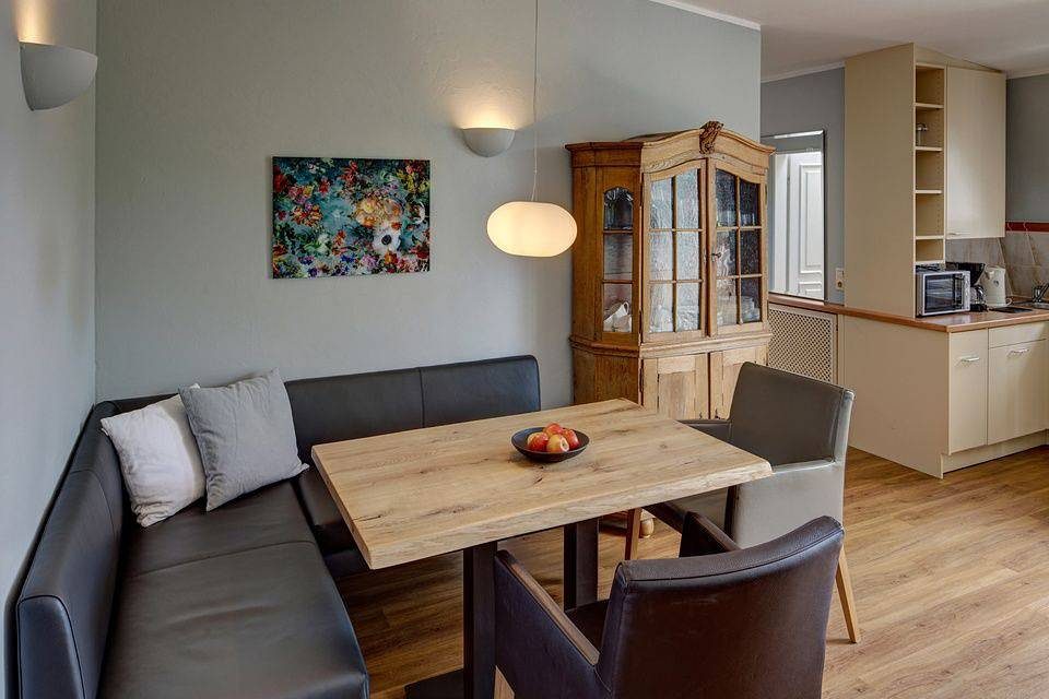 Offene, lichtdurchflutete 3-Raum-Ferienwohnung im Herzen der Stadt! — Bild 4