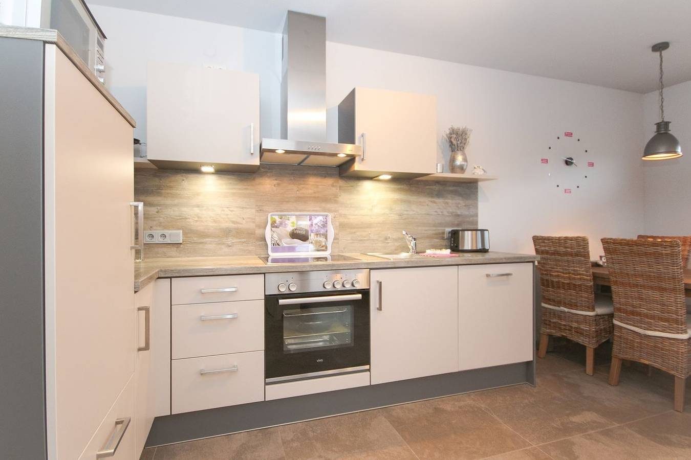 Am Kutterhafen I, Herzlich willkommen – Ferienwohnung „Am Kutterhafen“ — Bild 4
