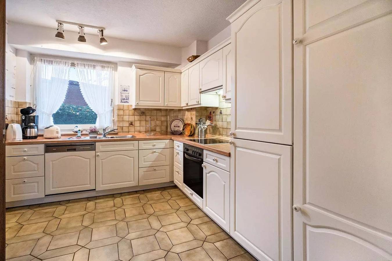Das Ferienhaus am Siel befindet sich im Warfendorf Nesse und bietet alles, was Sie für einen erholsamen Urlaub benötigen. — Bild 3